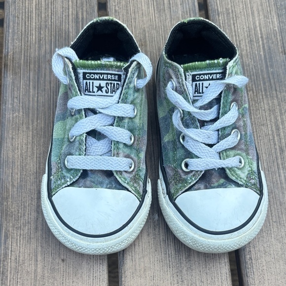 Converse Kids Green Camo Sneakers - Picture 1 of 6